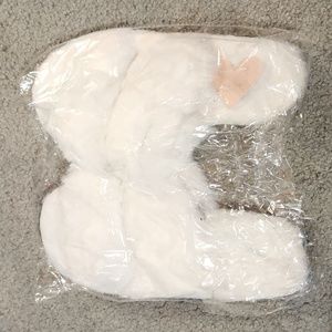 New White faux fur 10 willow collection slippers